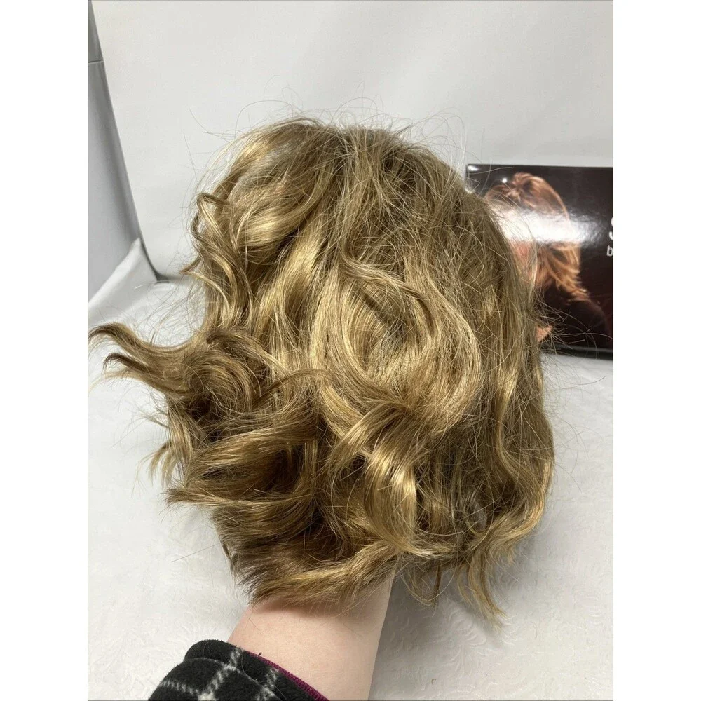 Jaclyn Smith Wig Style A3270 Get Inspired 12/23HS8 Size Average Wavy Dark Blonde